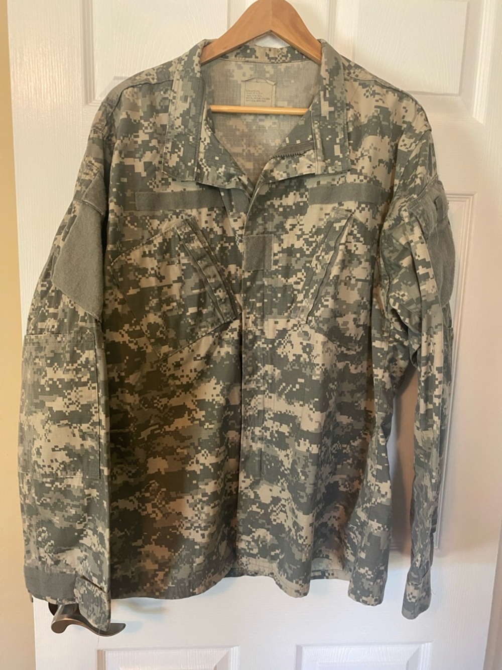 US Army ACU Digital Camo Field Shirt XL Long Military Tactical Combat Uniform
